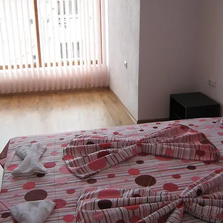 Guest house Mihalevi